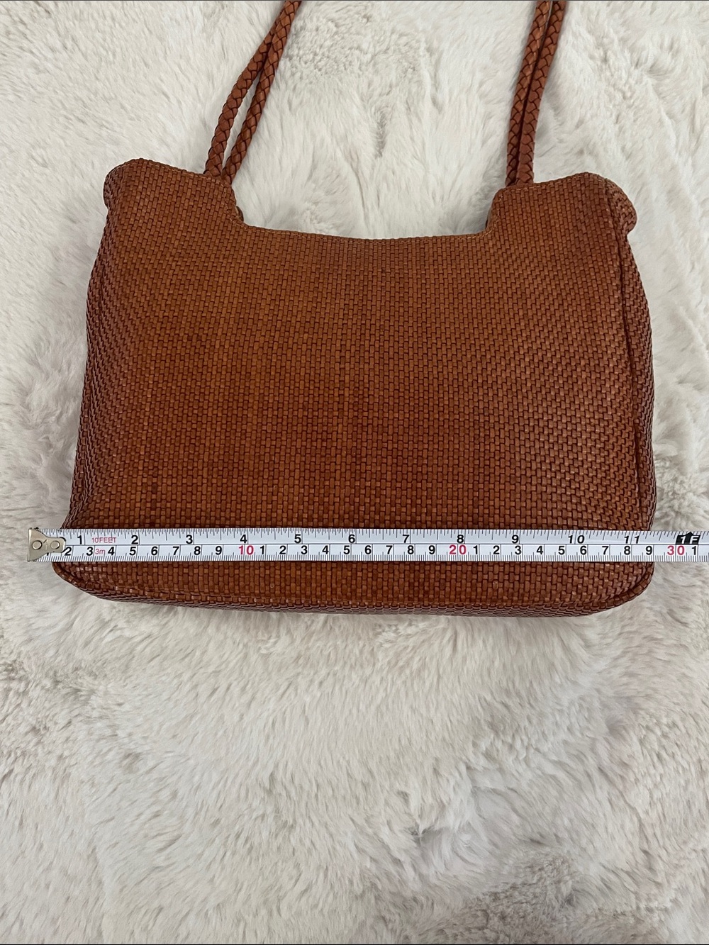 FALOR Brown Woven Leather Shoulder Bag - Picture 14 of 16